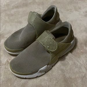 nike sockdarts